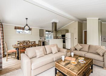 Typical Elonby 3 Premier