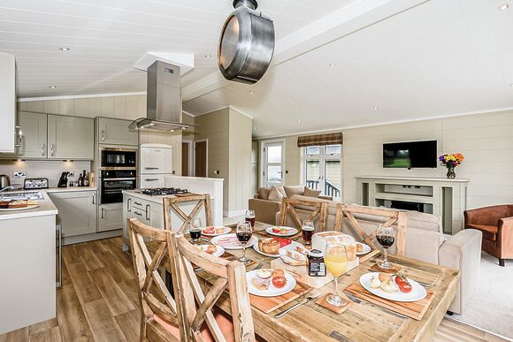 Typical Elonby 3 Premier