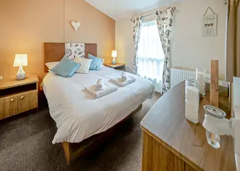 Desire - The Hollies Kessingland, Lowestoft