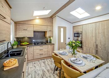 The Jasmine - The Hollies Kessingland, Lowestoft