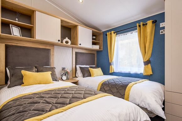 Premium Bluebell Caravan with Decking (Slps 6 Pet) - Thurston Manor, Dunbar, East Lothian