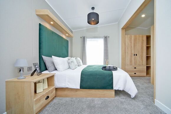 New Accessible Superior Oak Lodge (Sleeps 6) - Thurston Manor, Dunbar, East Lothian