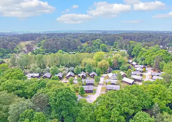 Tilford Woods Lodge Retreat, Tilford, Farnham