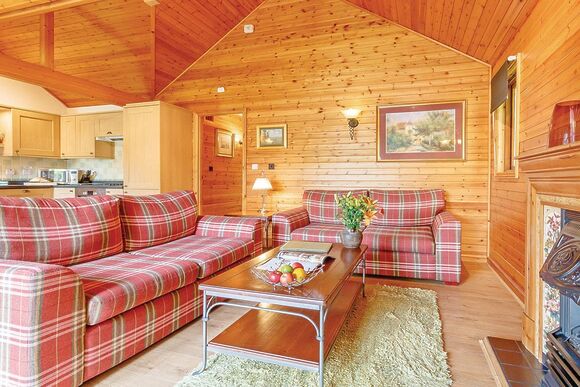 Tilford Woods Lodge Retreat