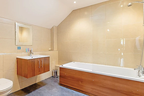 Tilford Woods Lodge Retreat