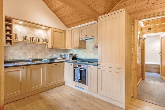 Tilford Woods Lodge Retreat