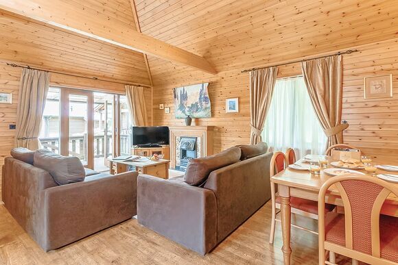 Hawthorn Lodge - Tilford Woods Lodge Retreat, Tilford, Farnham