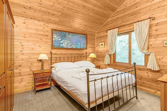 Sturt Lodge - Tilford Woods Lodge Retreat, Tilford, Farnham