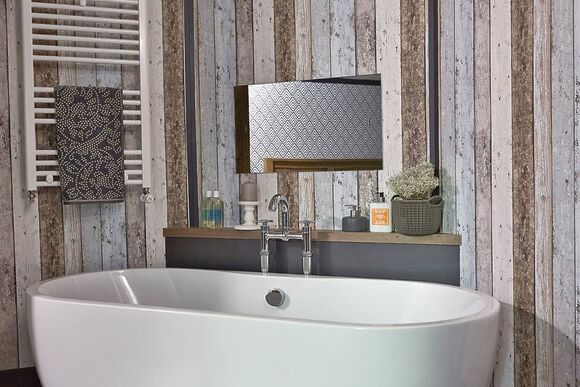 Exclusive TriBeCa with Hot Tub - Tattershall Lakes Country Park, Tattershall