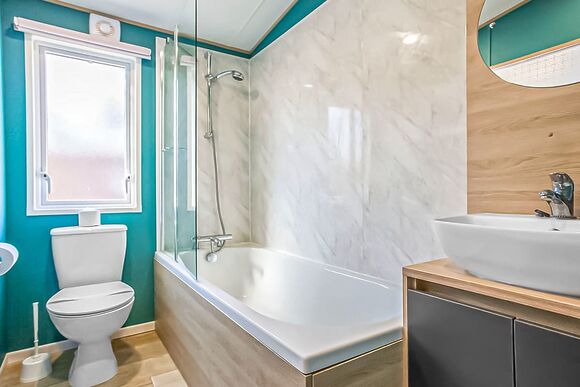 Burst of Blue 8 Berth (Pet) - Tattershall Lakes Country Park, Tattershall