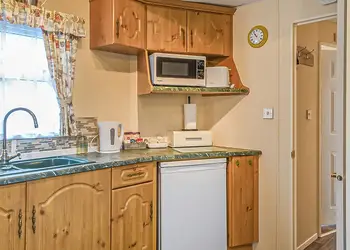 Madeira - Tan-Y-Fron Holiday Park, Dolgellau