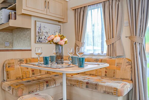 Oasis - Tan-Y-Fron Holiday Park, Dolgellau