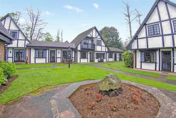 Typical TM 4 Bed Silver House 9 (Sat) 