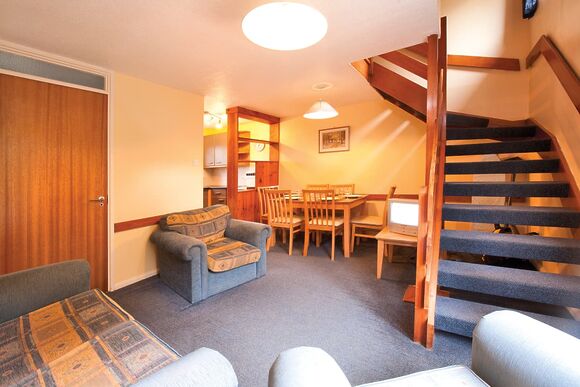 TM 3 Bed Bronze Compact House sleeps 6