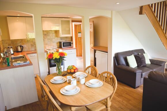 Woodland Lodge - Exmoor Gate Lodges, Waterrow, Wiveliscombe