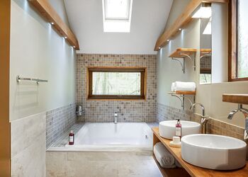 Golden Oak Hideaway - Thorpe Forest Lodges, Thetford Forest