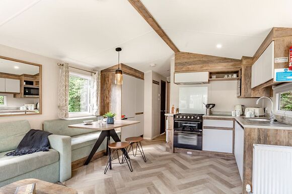 Bronze Premium Caravan with parking - Torquay Holiday Park, Torquay