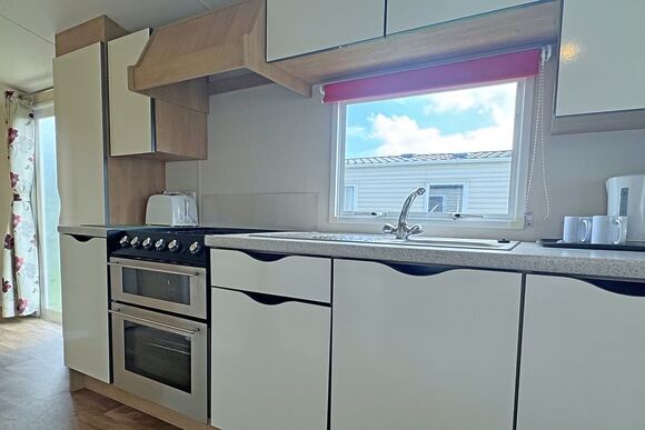 Redwood Standard - Towervans Caravan Park, Mablethorpe, Skegness