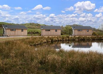 Alder Lodge - The Pond Lodges, Ringford