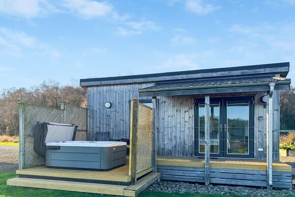 Juniper Lodge - The Pond Lodges, Ringford