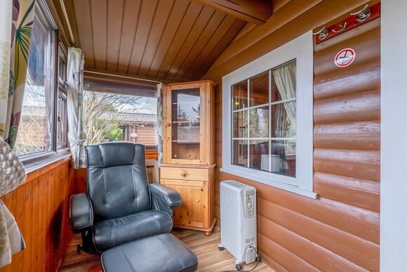 Cabin 103 - Trawsfynydd Leisure Village, Blaenau Ffestiniog