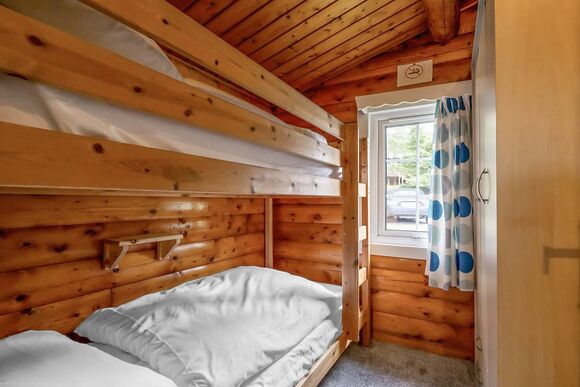 Cabin 103 - Trawsfynydd Leisure Village, Blaenau Ffestiniog