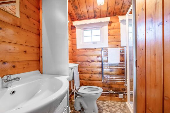 Cabin 258 - Trawsfynydd Leisure Village, Blaenau Ffestiniog