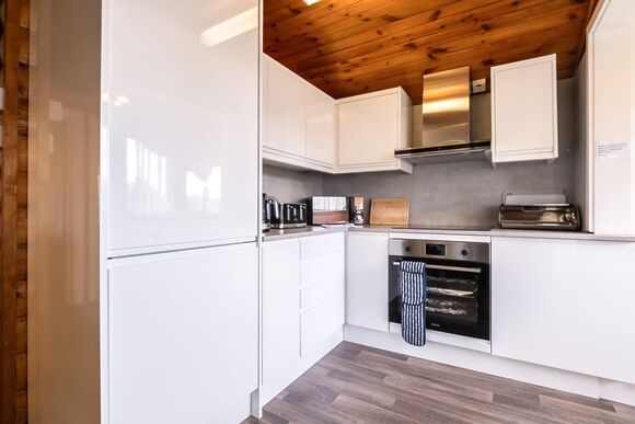 Cabin 145 - Trawsfynydd Leisure Village, Blaenau Ffestiniog