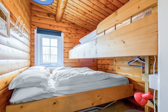 Cabin 183 - Trawsfynydd Leisure Village, Blaenau Ffestiniog