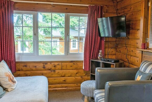 Cabin 09 - Trawsfynydd Leisure Village, Blaenau Ffestiniog