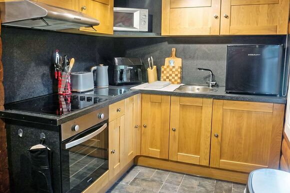 Cabin 09 - Trawsfynydd Leisure Village, Blaenau Ffestiniog