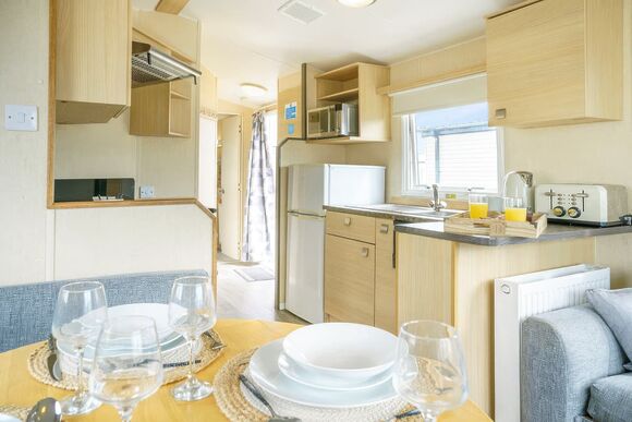 Bronze Caravan with parking - Trecco Bay, Porthcawl