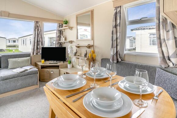 Bronze 2, Slps 6, parking - Trecco Bay, Porthcawl