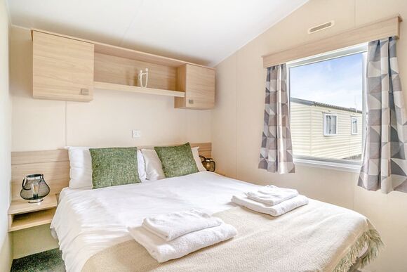 Bronze 2, Slps 6, parking - Trecco Bay, Porthcawl