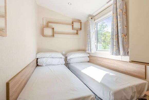 Gold 4 Caravan with parking - Trecco Bay, Porthcawl