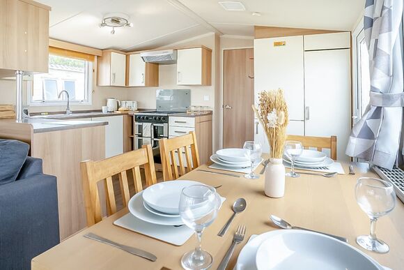 Gold Premium Caravan with parking & decking - Trecco Bay, Porthcawl