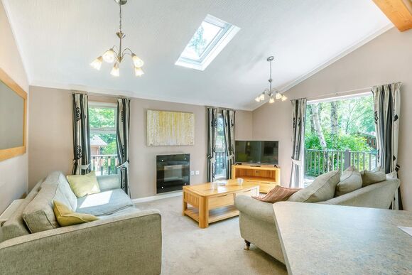 Superior Lodge with parking, ensuite & decking - Trecco Bay, Porthcawl