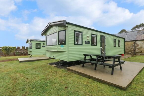 Trefach Country Club and Holiday Park, Clynderwen