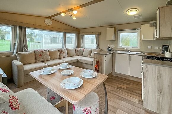 Birch 2 Bedroom Pet Friendly - Trefach Country Club and Holiday Park, Clynderwen