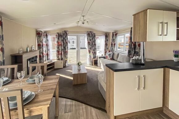 2 Bed Gold Plus Caravan - Trelawne Manor, Looe
