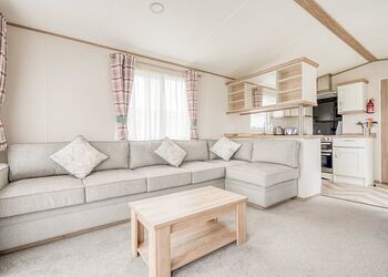 Kingfisher - Meadow Lakes Holiday Park, Nr St Austell