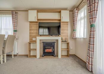 Kingfisher Pet - Meadow Lakes Holiday Park, Nr St Austell