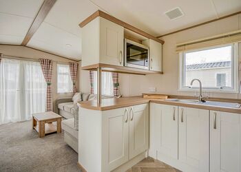 Kingfisher Pet - Meadow Lakes Holiday Park, Nr St Austell