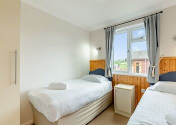 Primrose Lodge 3 - Meadow Lakes Holiday Park, Nr St Austell