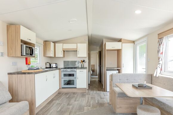 Osprey 2 - Meadow Lakes Holiday Park, Nr St Austell