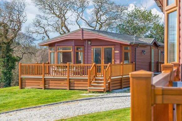 Willow Lodge 3 - Meadow Lakes Holiday Park, Nr St Austell