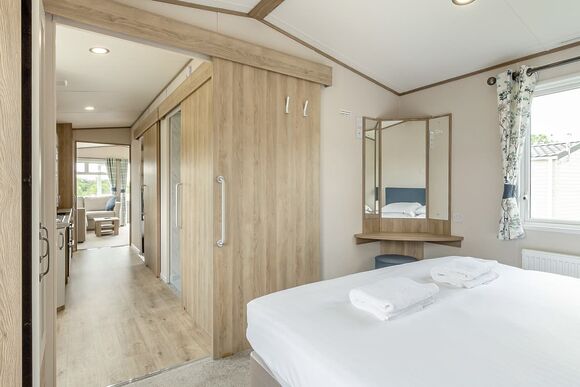 Kingfisher Accessible - Meadow Lakes Holiday Park, Nr St Austell