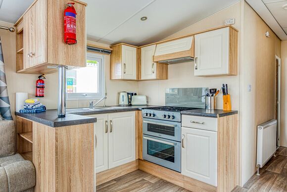 Finch Pet - Meadow Lakes Holiday Park, Nr St Austell