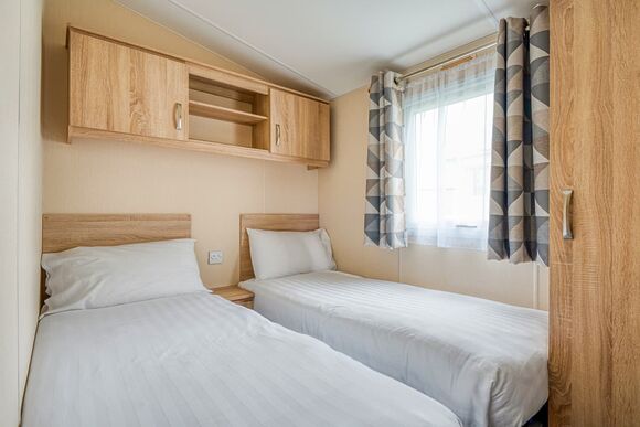 Finch Pet - Meadow Lakes Holiday Park, Nr St Austell