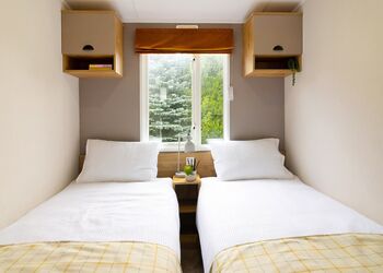 Superior 2 Bedroom with Hot Tub (Dog Friendly) - Tregoad Holiday Park, Looe